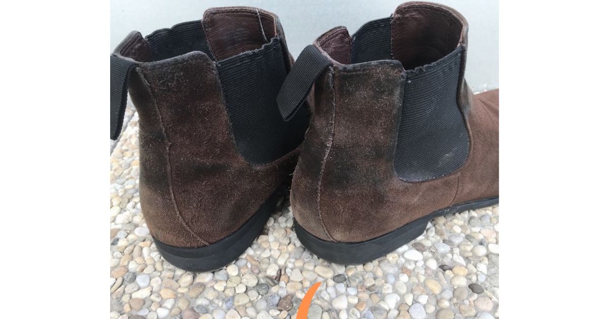 Renovace hnědých semišových bot a oživení jejich barvy-3